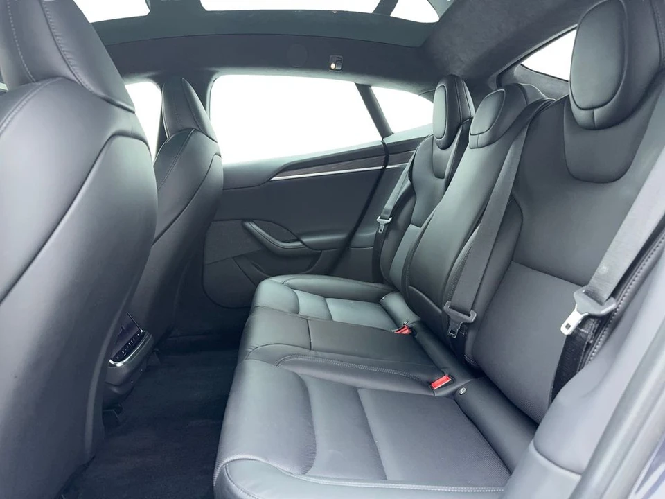 2023 Tesla Model S - Image 16 of 21