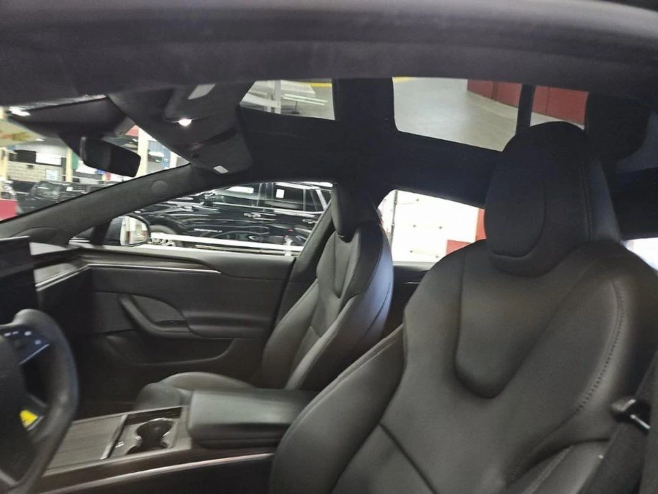 2023 Tesla Model S - Image 8 of 10