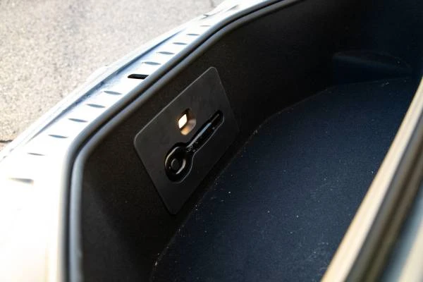 2023 Tesla Model S Plaid - Image 16 of 21