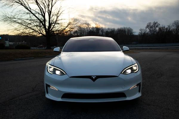 2023 Tesla Model S Plaid - Image 14 of 21