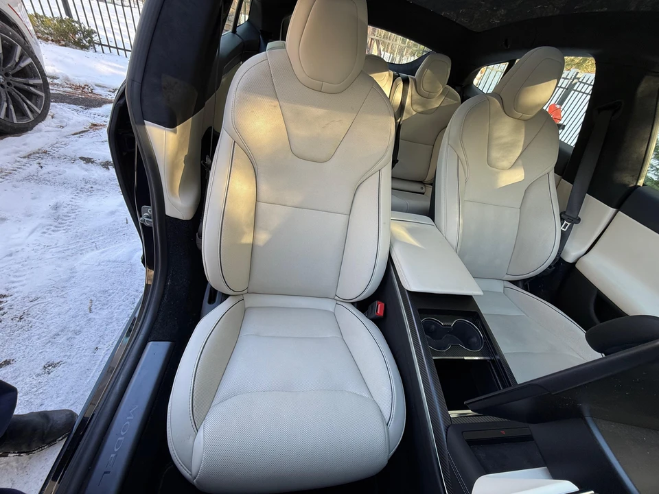 2023 Tesla Model S Plaid - Image 31 of 31