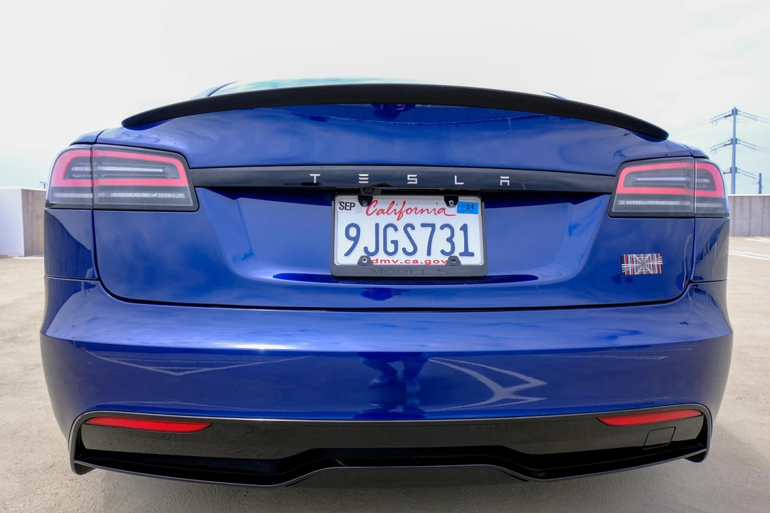 2023 Tesla Model S Plaid - Image 5 of 31