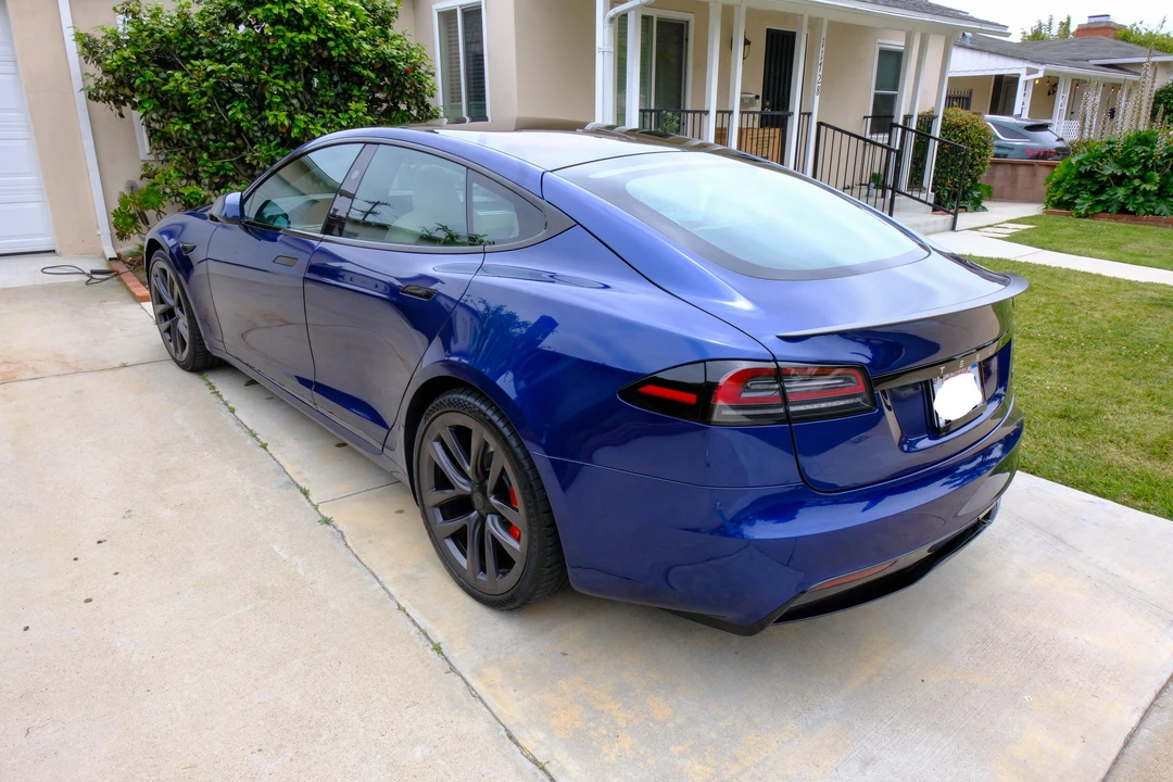 2023 Tesla Model S Plaid - Image 20 of 31