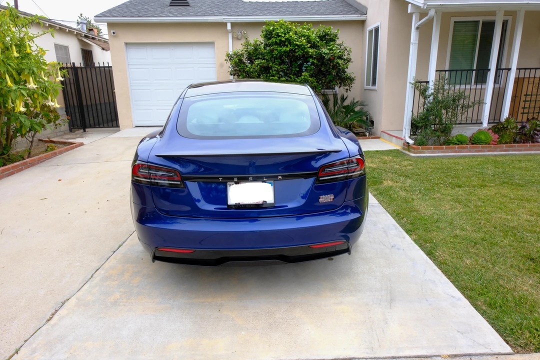 2023 Tesla Model S Plaid - Image 21 of 31