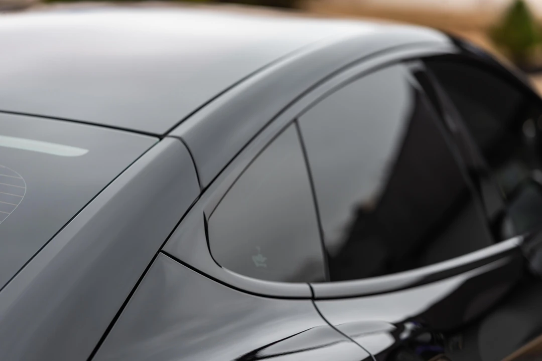 2023 Tesla Model S Plaid - Image 27 of 31