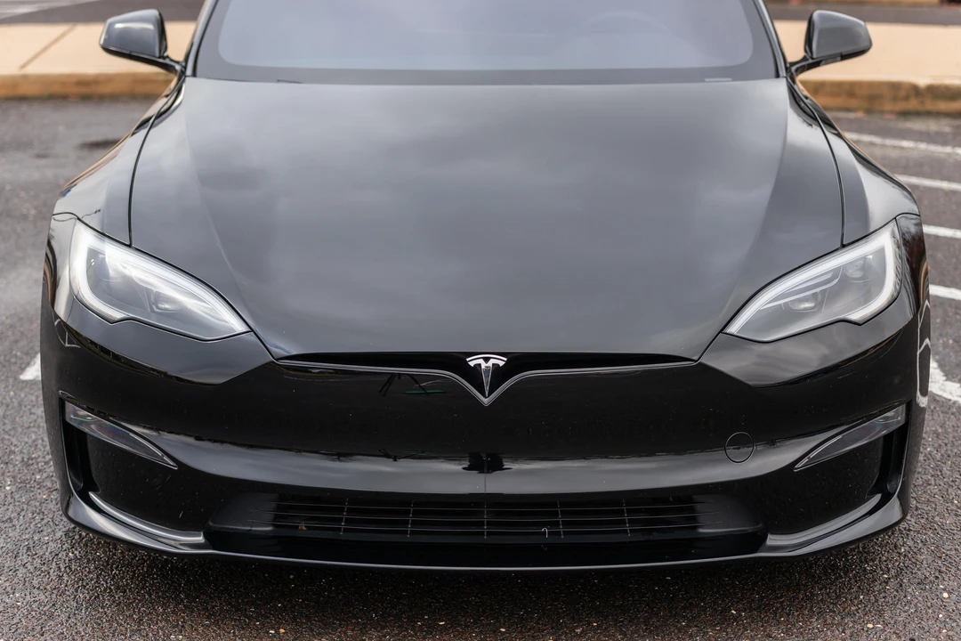 2023 Tesla Model S Plaid - Image 11 of 31