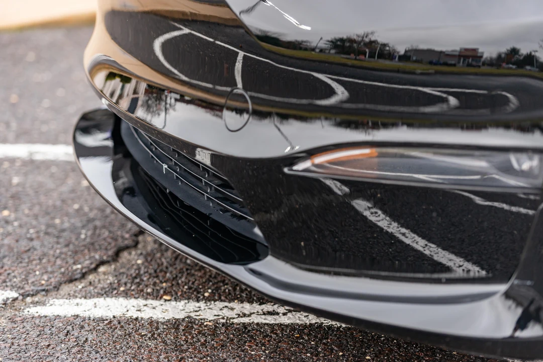 2023 Tesla Model S Plaid - Image 15 of 31