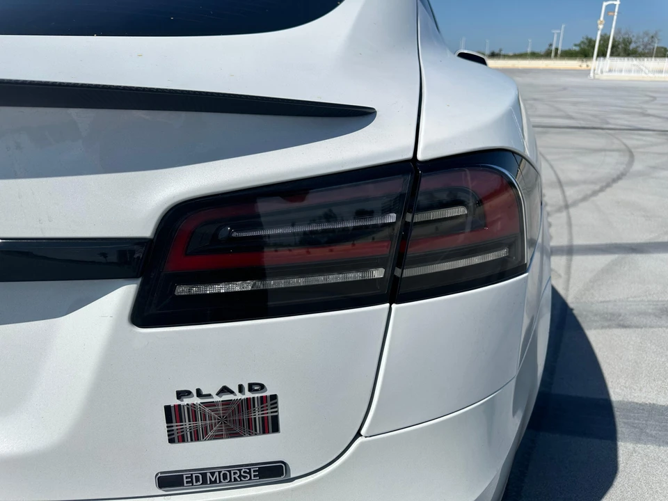 2023 Tesla Model S Plaid - Image 25 of 31
