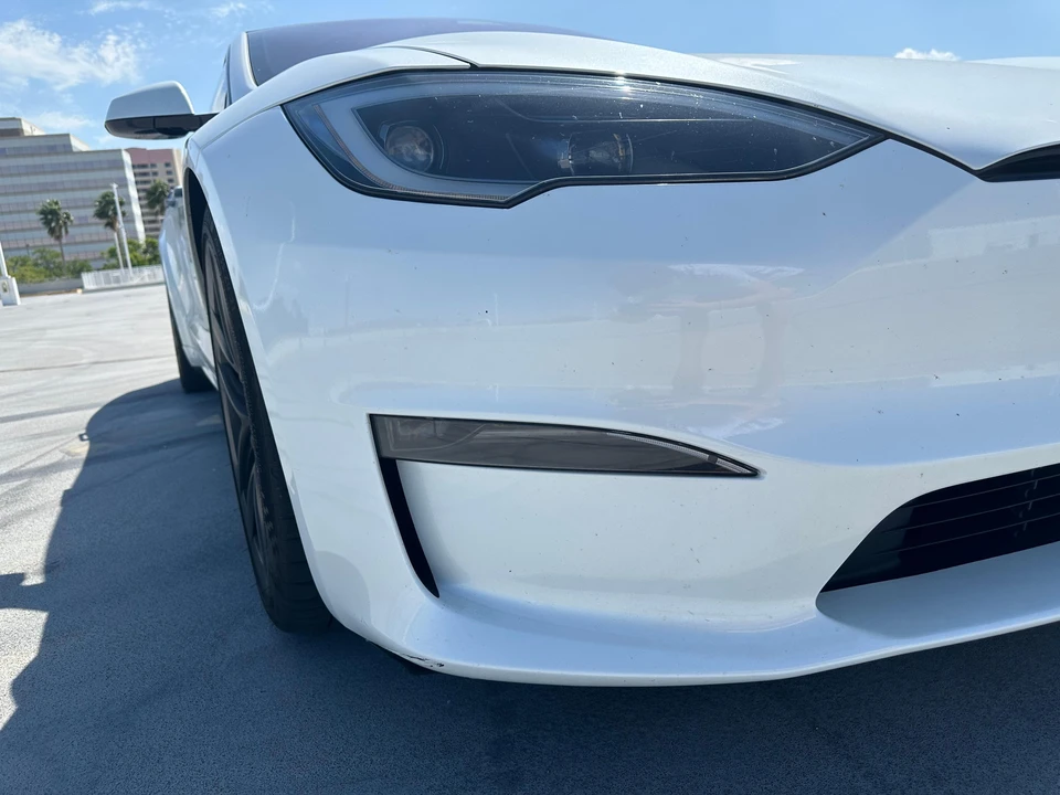 2023 Tesla Model S Plaid - Image 17 of 31