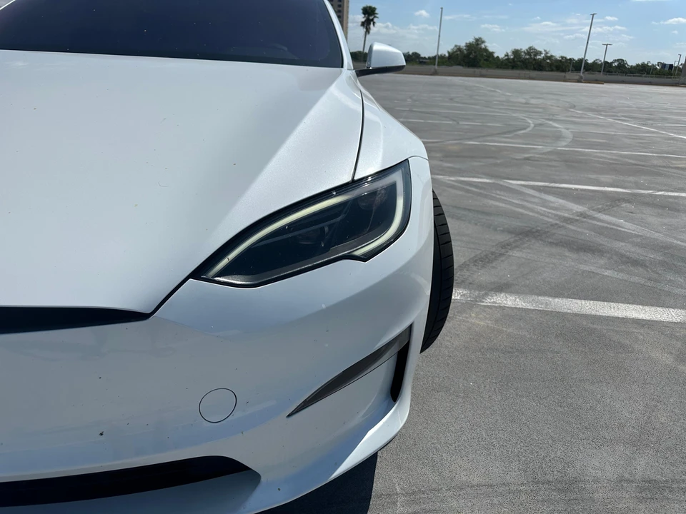 2023 Tesla Model S Plaid - Image 20 of 31