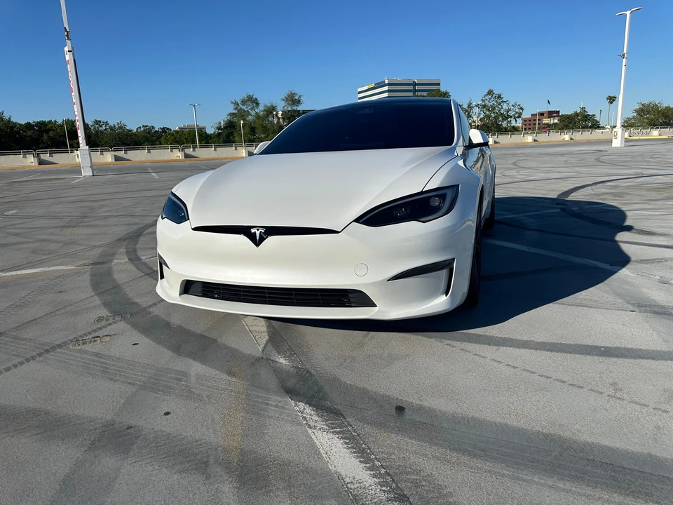 2023 Tesla Model S Plaid - Image 6 of 31