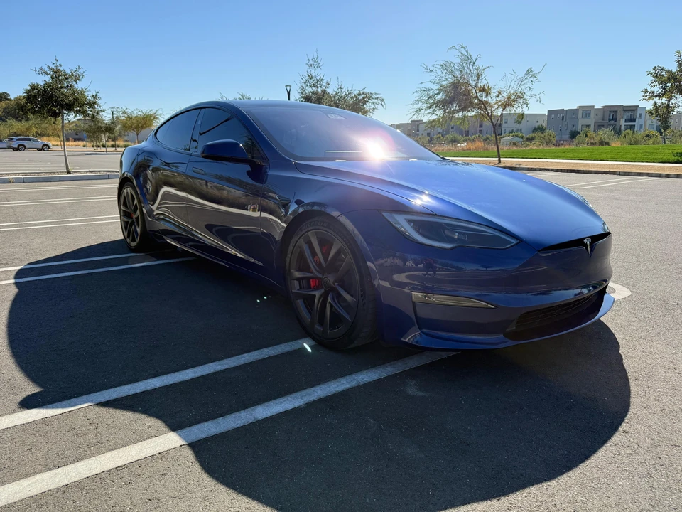 2023 Tesla Model S Plaid - Image 16 of 31