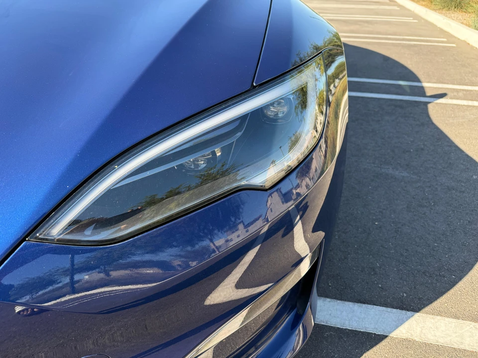 2023 Tesla Model S Plaid - Image 18 of 31