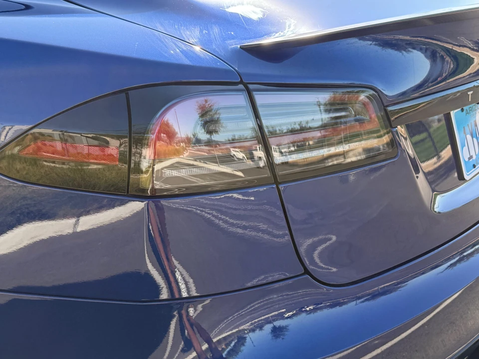 2023 Tesla Model S Plaid - Image 20 of 31