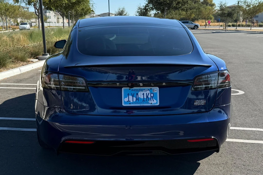2023 Tesla Model S Plaid - Image 5 of 31