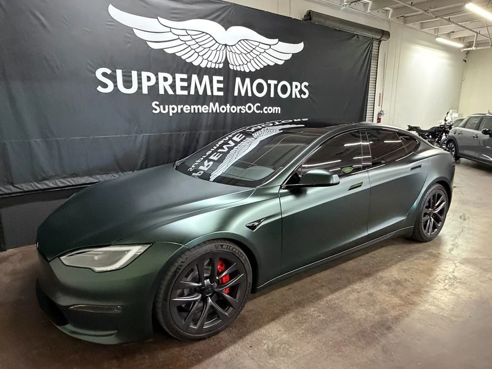 2023 Tesla Model S Plaid - Image 10 of 12