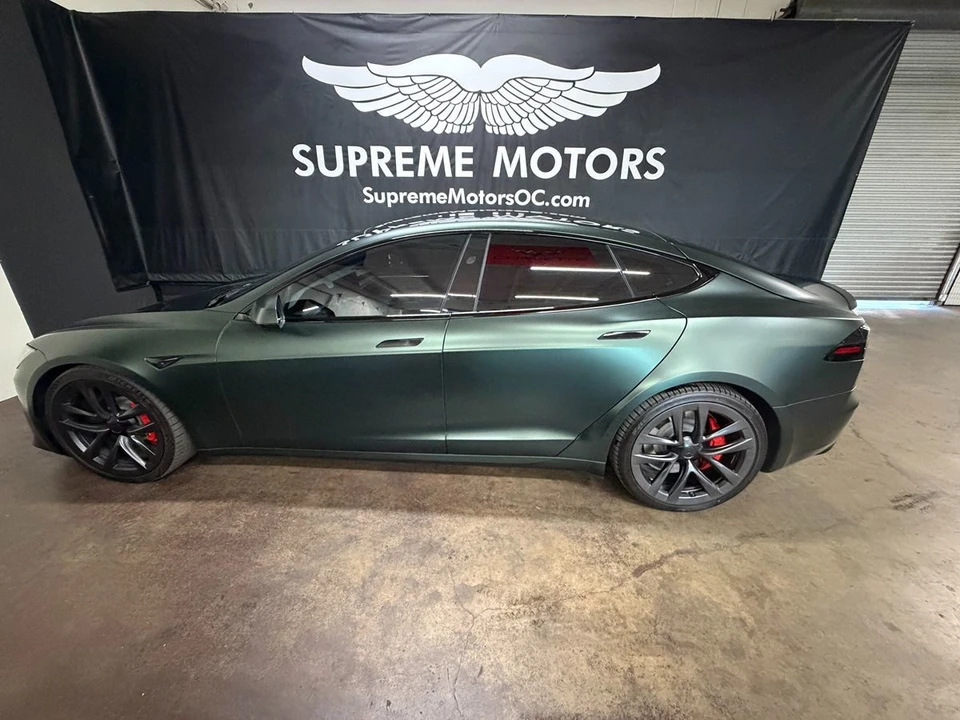 2023 Tesla Model S Plaid - Image 9 of 12