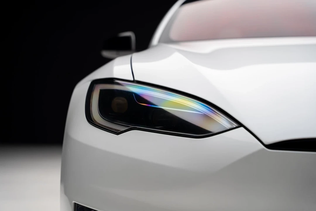 2023 Tesla Model S Plaid - Image 8 of 12