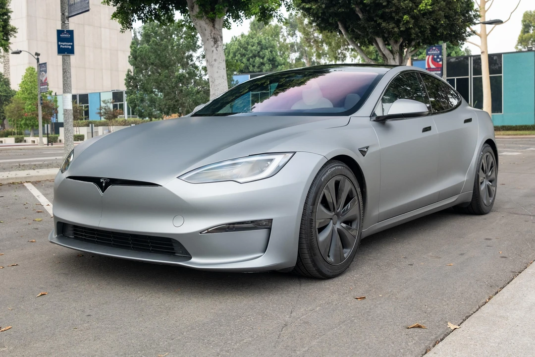2023 Tesla Model S Plaid - Image 6 of 31