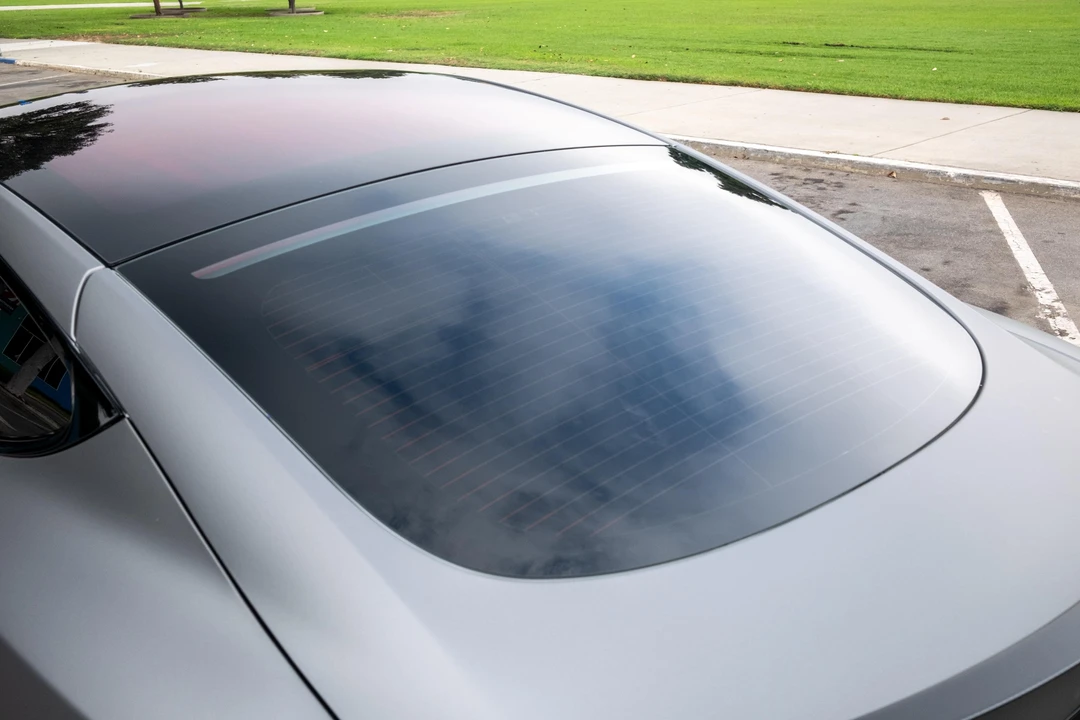 2023 Tesla Model S Plaid - Image 21 of 31
