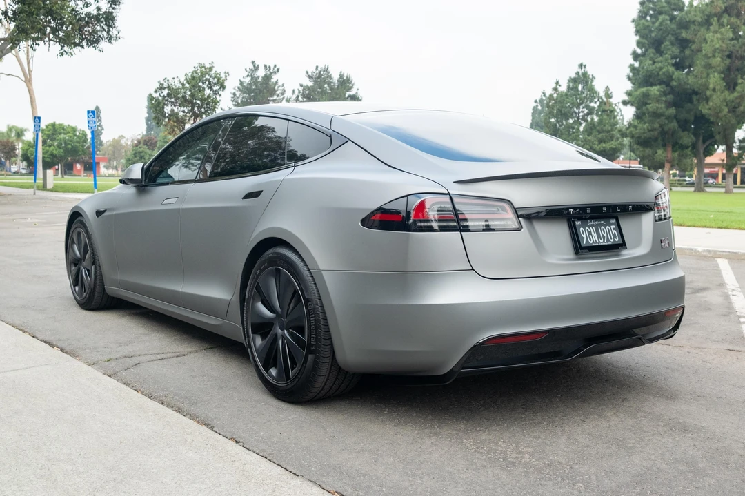 2023 Tesla Model S Plaid - Image 4 of 31