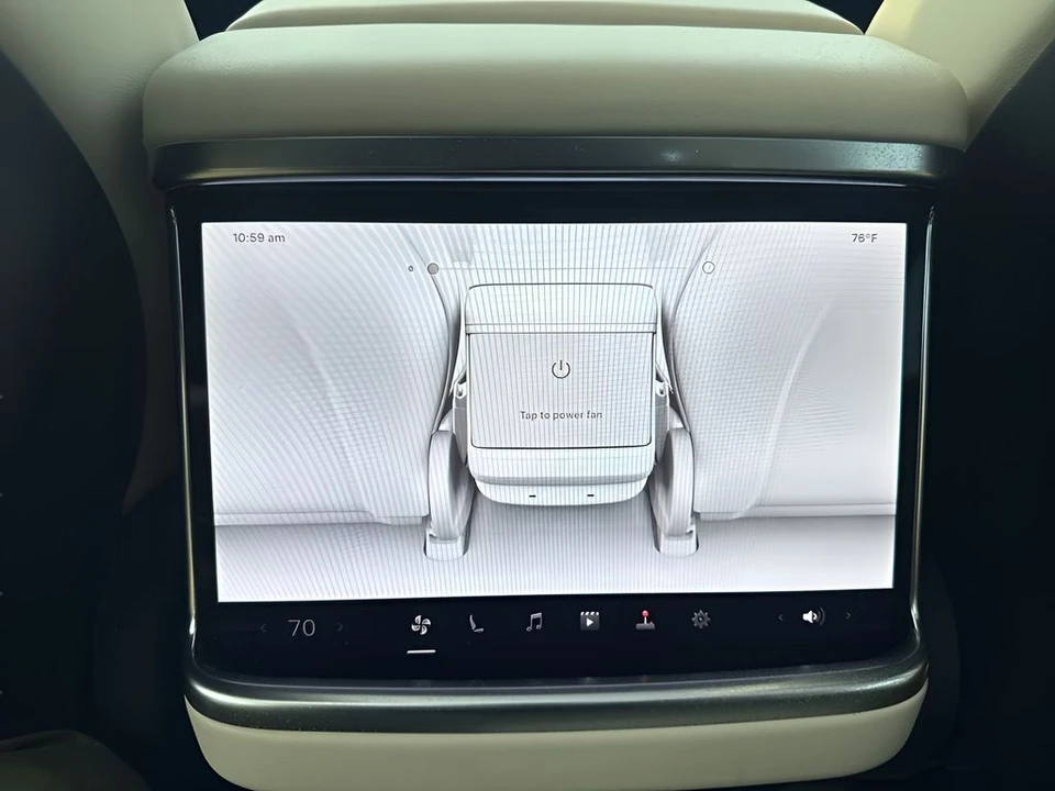 2023 Tesla Model S Plaid - Image 14 of 21