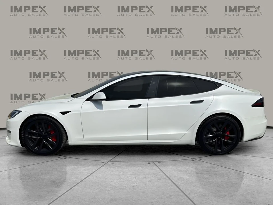 2023 Tesla Model S Plaid - Image 2 of 21