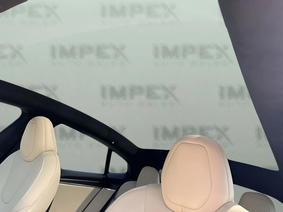 2023 Tesla Model S Plaid - Image 11 of 21