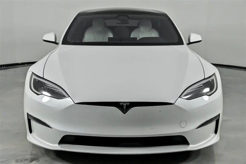 2023 Tesla Model S Plaid - Image 5 of 21