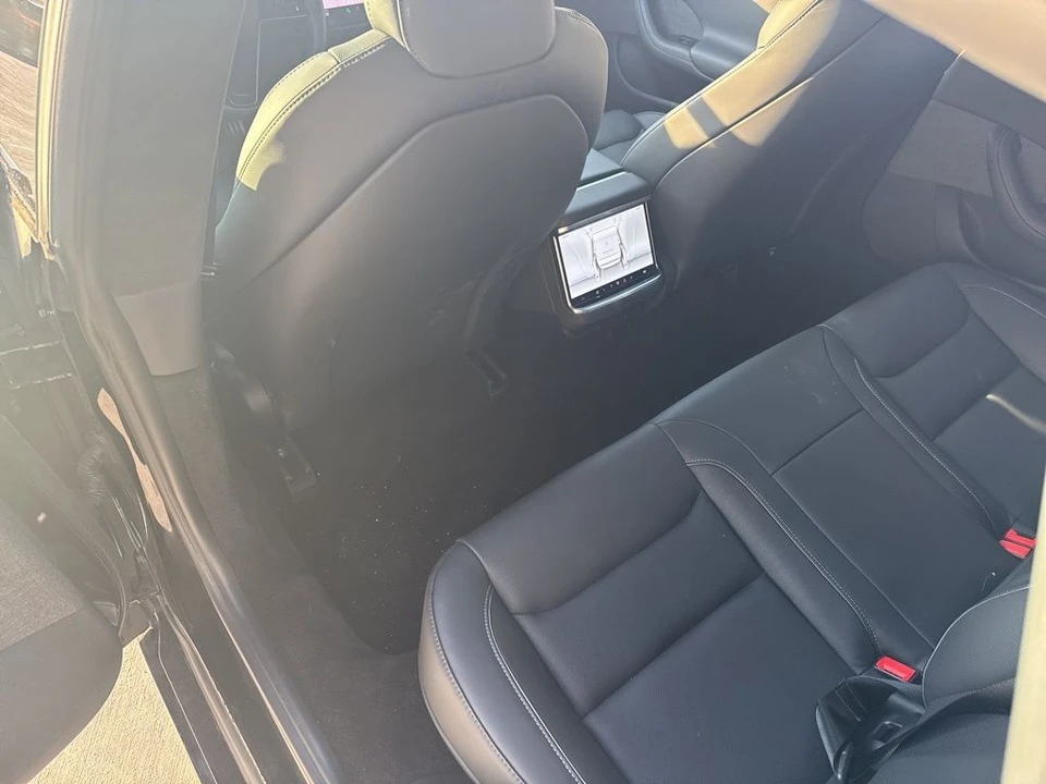2023 Tesla Model S Plaid - Image 14 of 21