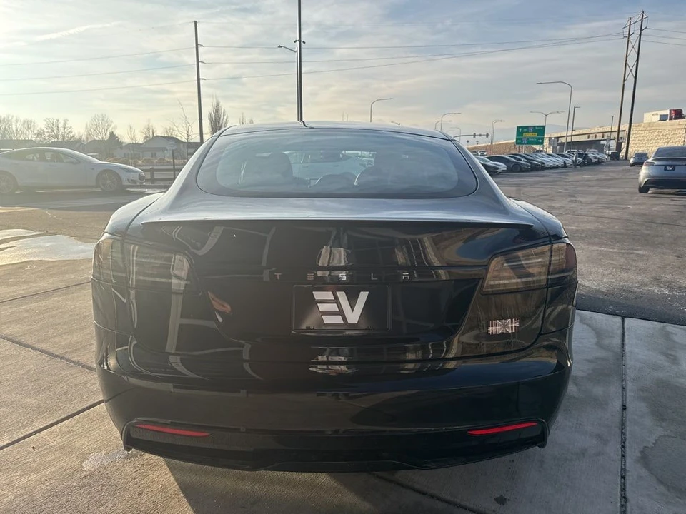 2023 Tesla Model S Plaid - Image 6 of 21
