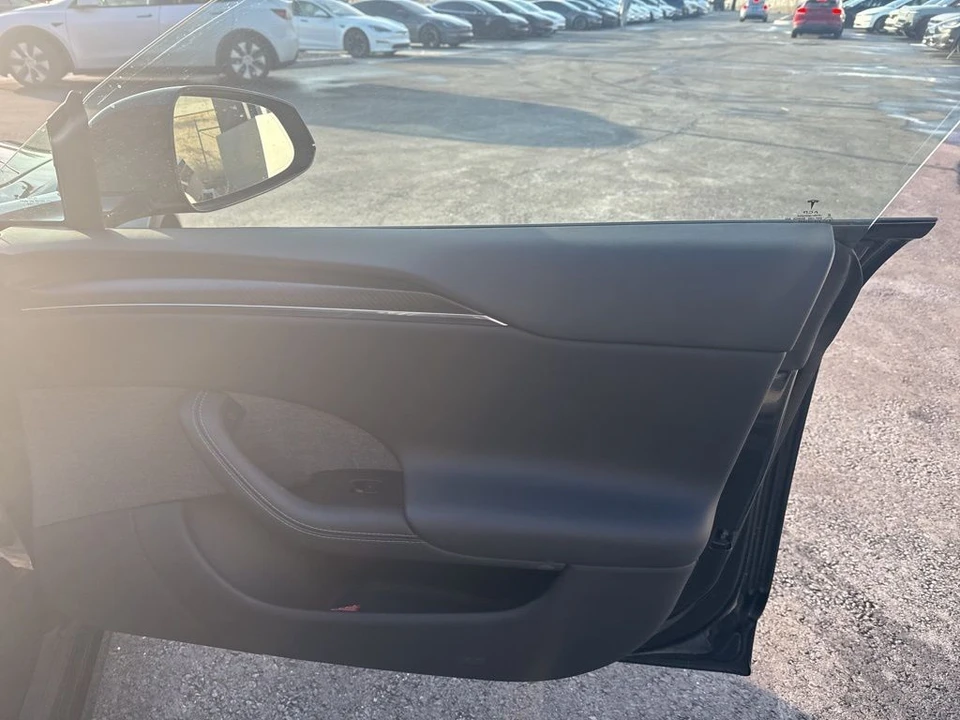 2023 Tesla Model S Plaid - Image 21 of 21