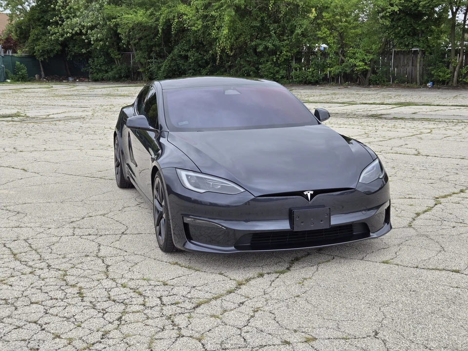 2023 Tesla Model S Plaid - Image 21 of 31