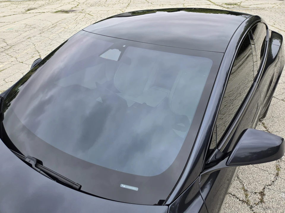 2023 Tesla Model S Plaid - Image 30 of 31