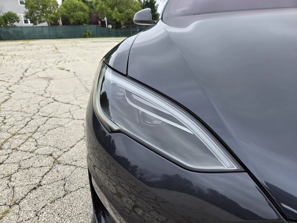 2023 Tesla Model S Plaid - Image 25 of 31