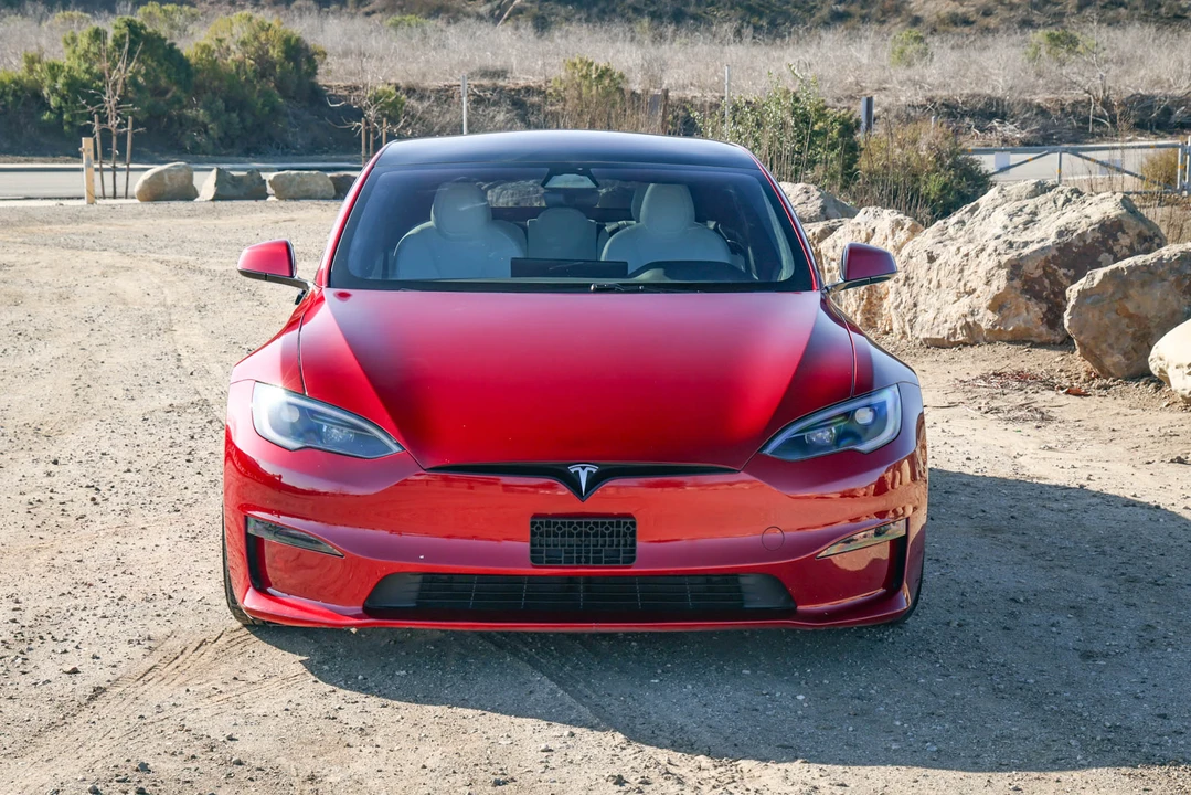 2023 Tesla Model S Plaid - Image 3 of 31