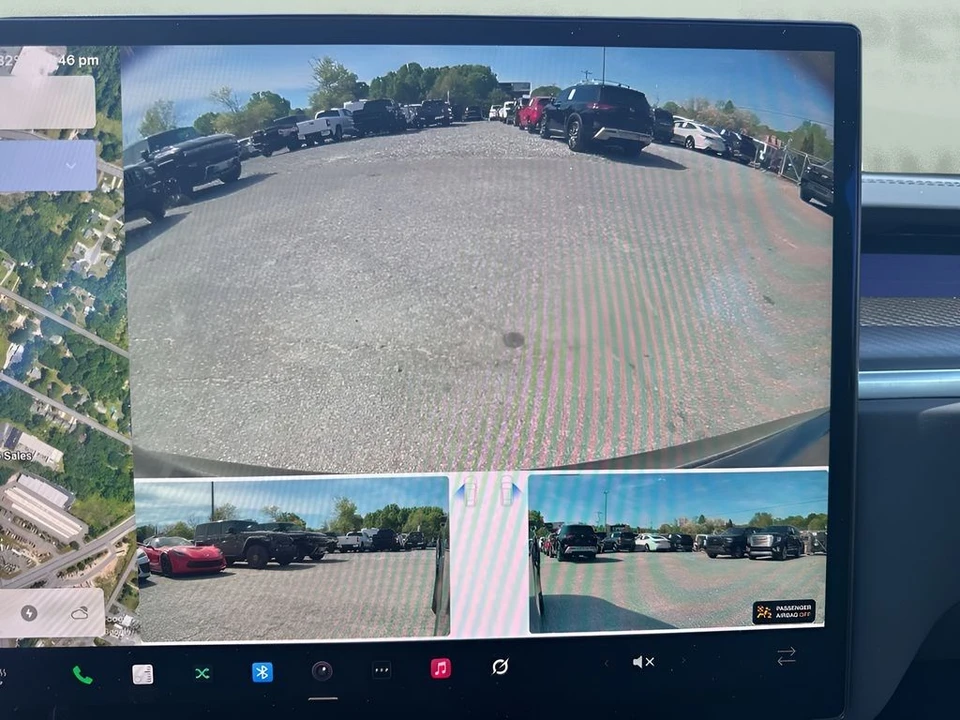 2023 Tesla Model S Plaid - Image 22 of 31