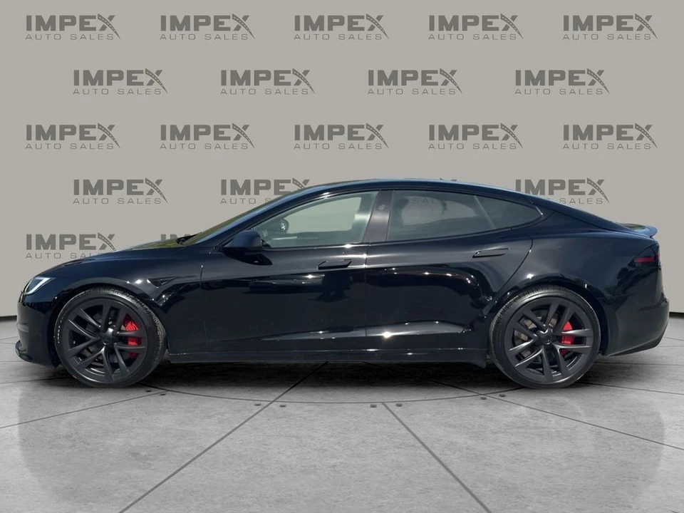 2023 Tesla Model S Plaid - Image 2 of 31