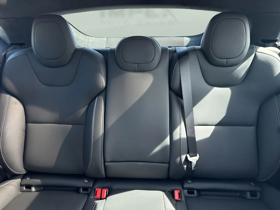 2023 Tesla Model S Plaid - Image 12 of 31