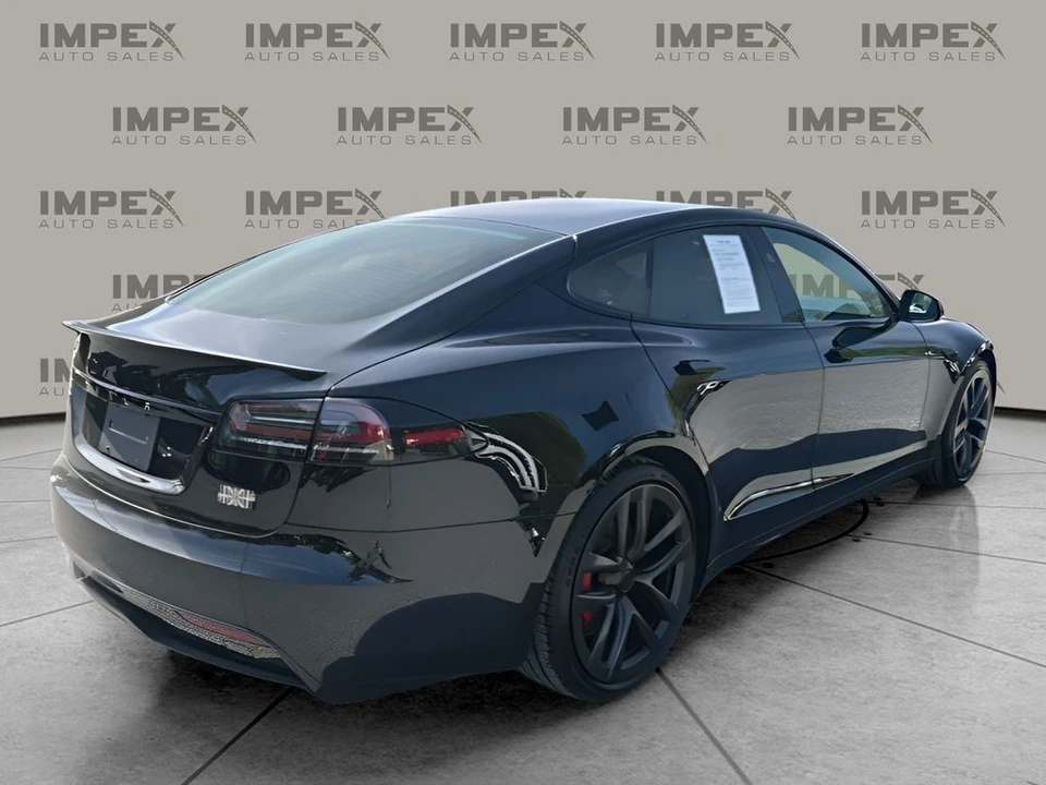 2023 Tesla Model S Plaid - Image 5 of 31