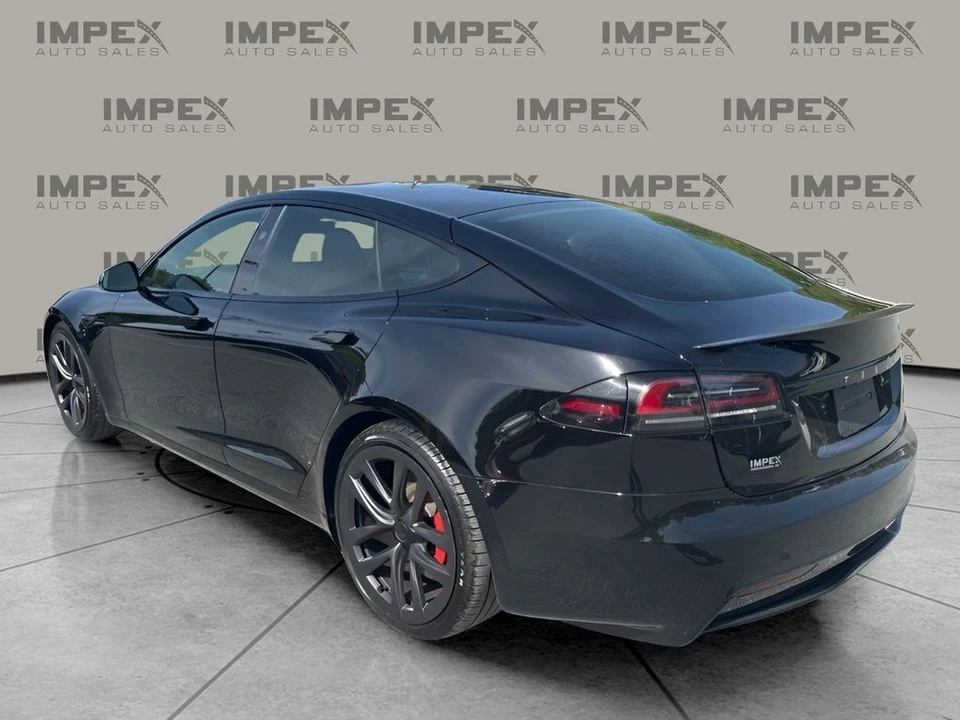 2023 Tesla Model S Plaid - Image 3 of 31