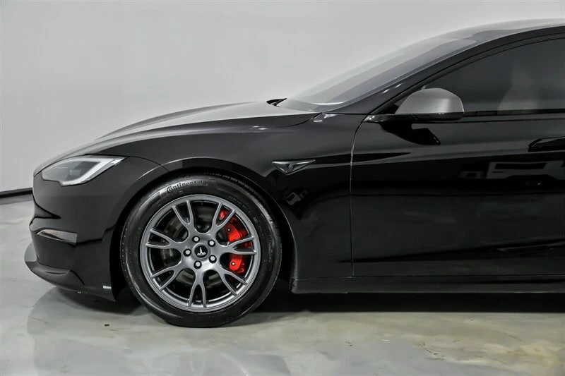 2023 Tesla Model S Plaid - Image 7 of 21
