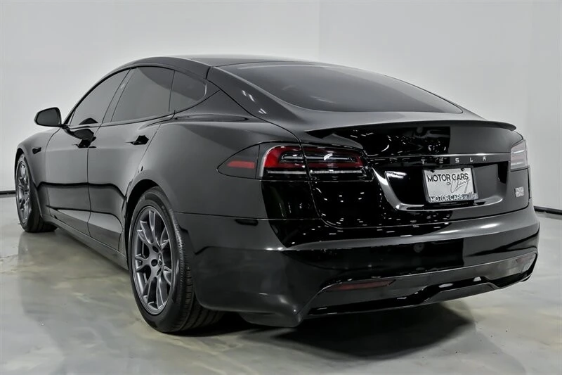2023 Tesla Model S Plaid - Image 10 of 21