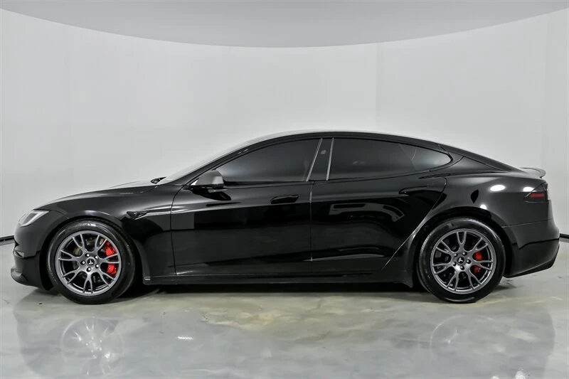 2023 Tesla Model S Plaid - Image 8 of 21