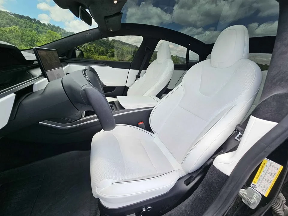 2023 Tesla Model S Plaid - Image 10 of 20