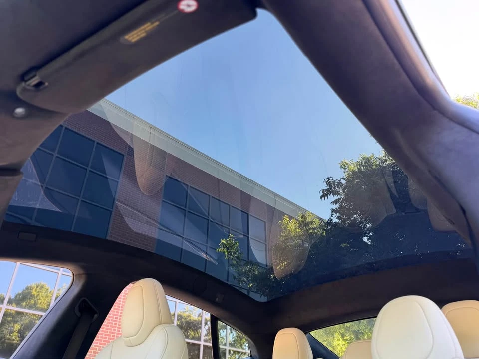 2023 Tesla Model S Plaid - Image 19 of 20