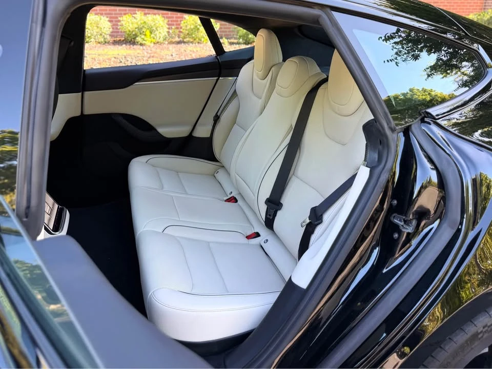 2023 Tesla Model S Plaid - Image 11 of 20