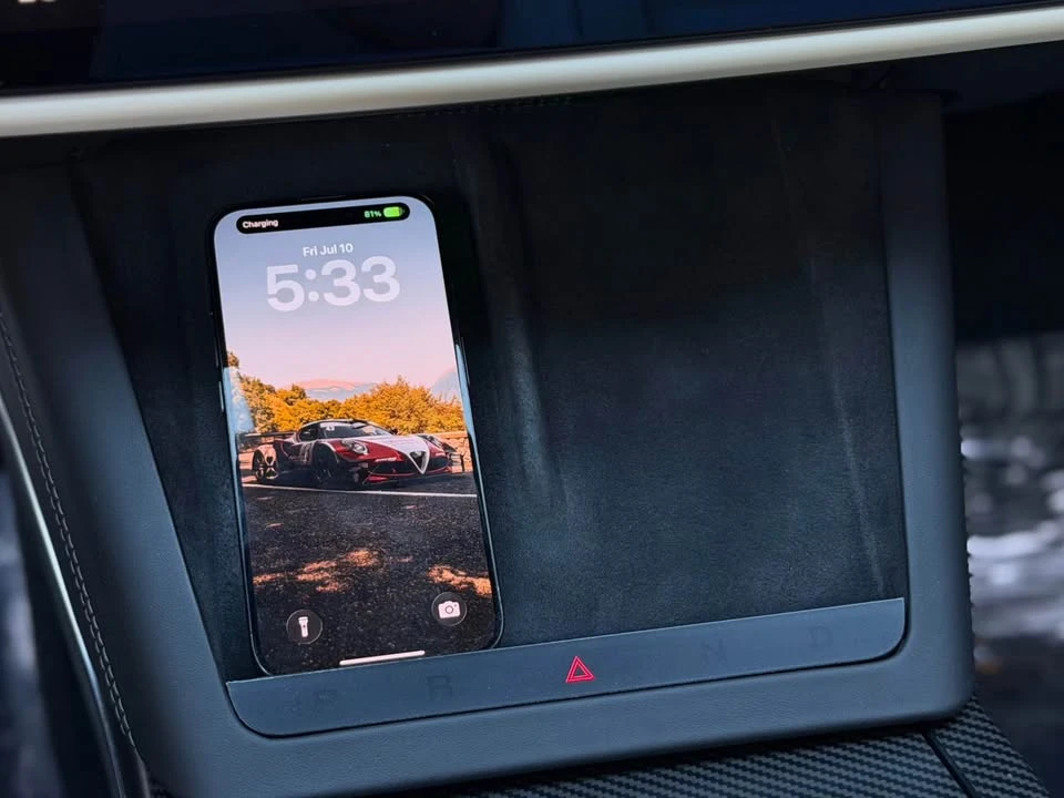 2023 Tesla Model S Plaid - Image 18 of 20