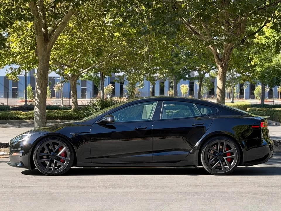 2023 Tesla Model S Plaid - Image 9 of 20