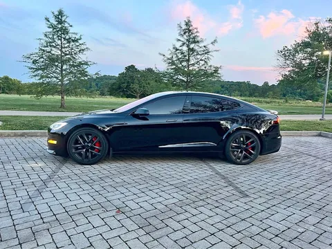 2023 Tesla Model S Plaid